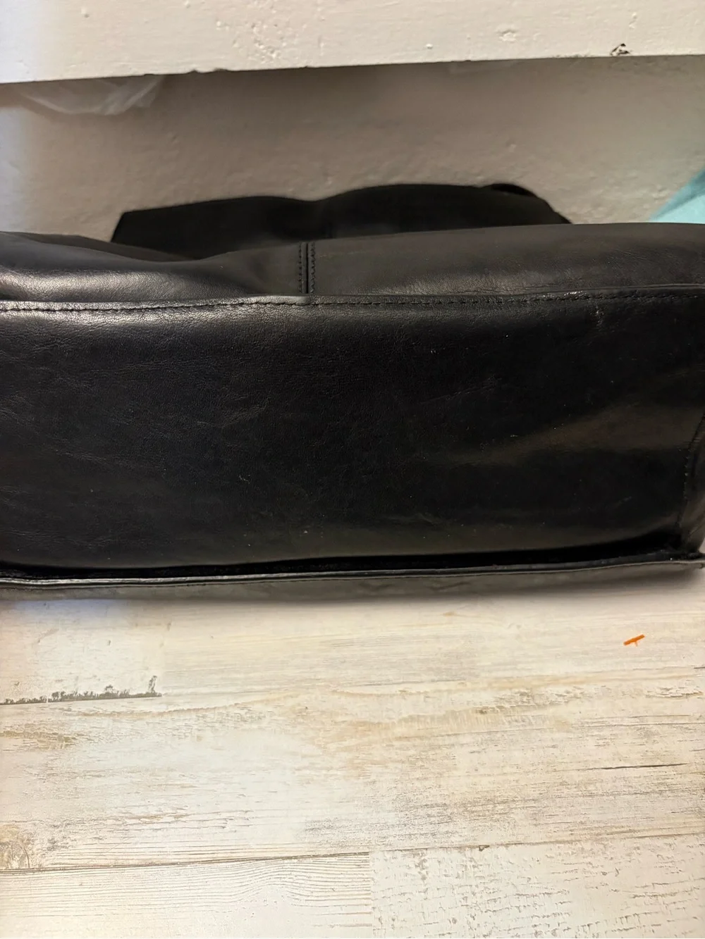 Wilson’s leather Pelle Stuido leather vintage shoulder bag